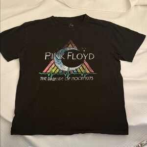 Pink Floyd Black Tee “Dark Side of the Moon” Graphic Tshirt. Size L
